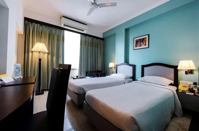 غرفة سوبيريور بسرير كوين، Capitol Residency 1/3