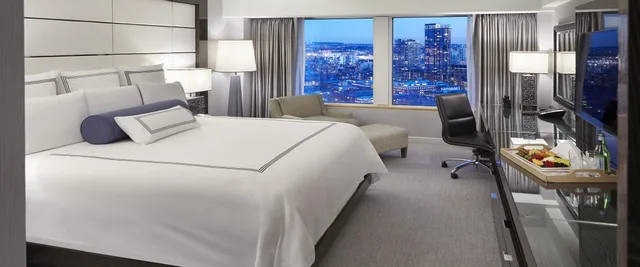 غرفة ديلوكس بإطلالة على المدينة، Pan Pacific Vancouver 1/1