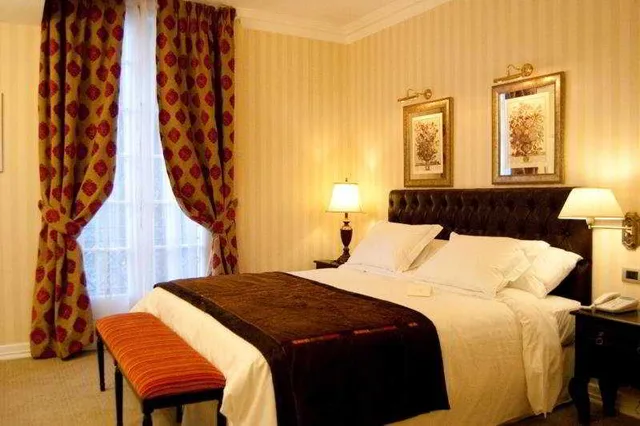 Deluxe, King Bed, Le Reve Boutique Hotel 2/2