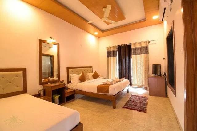 غرفة فاخرة، Rockford Resort 1/1