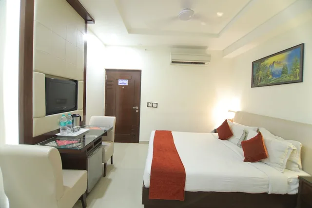 غرفة سوبيريور بسرير كينج، Hotel Taj Inn 5/10