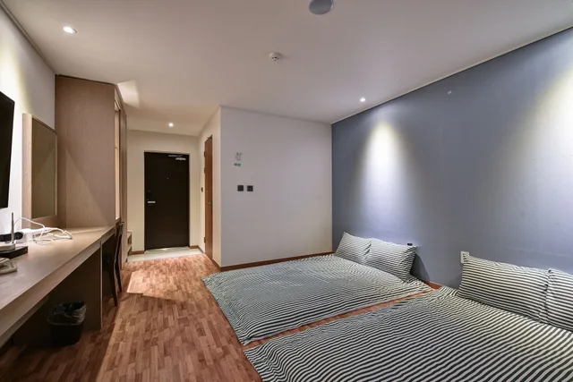 Ondol, 2 Futon Beds، Sea & Moon Tourist Hotel 1/3
