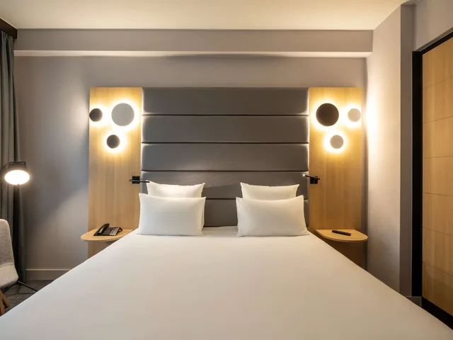 غرفة سوبيريور بسريرين منفصلين، Novotel Brussels Centre Midi Station 3/6