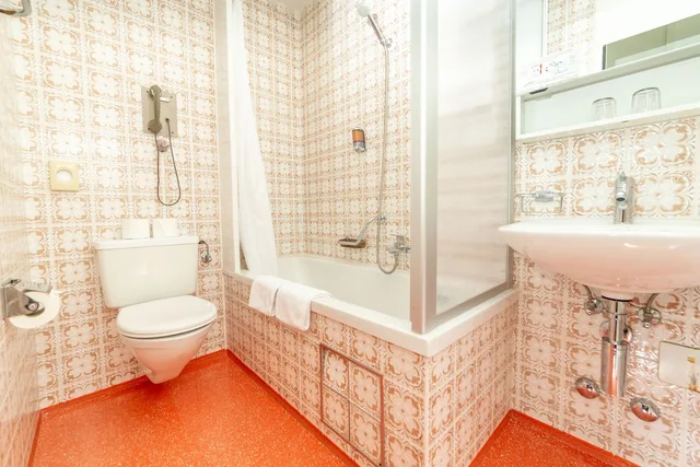 جناح عائلي بسرير كينج وثلاثة أسرّة بشرفة، Hotel Alexander 4/4