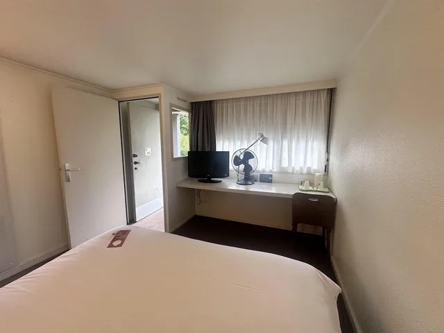 Standard, Double Bed, Campanile Nantes Est Saint Sebastien Sur Loire 2/10