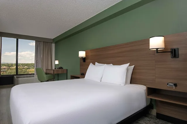 غرفة بسرير كينج لذوي الإعاقة، Hyatt Place Denver-South/Park Meadows 1/5