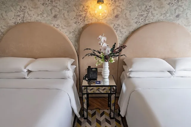 Superior, 2 Double Beds, Hotel Faranda Collection Cali 7/10
