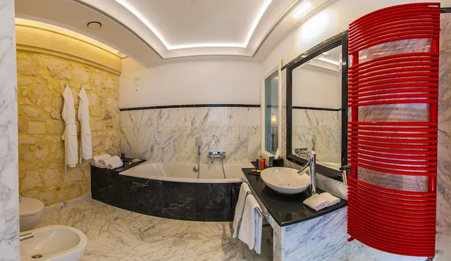 جناح جونيور بسرير كينج بإطلالة على البحر بشرفة، Ortea Palace Hotel, Sicily, Autograph Collection 8/8