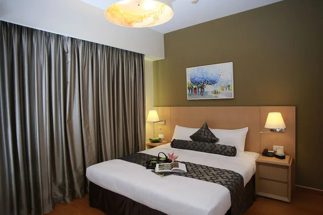 شقة تنفيذية بسرير كينج وسرير كوين وسريرين منفصلين بـ3 غرف نوم، Somerset Ho Chi Minh 13/20