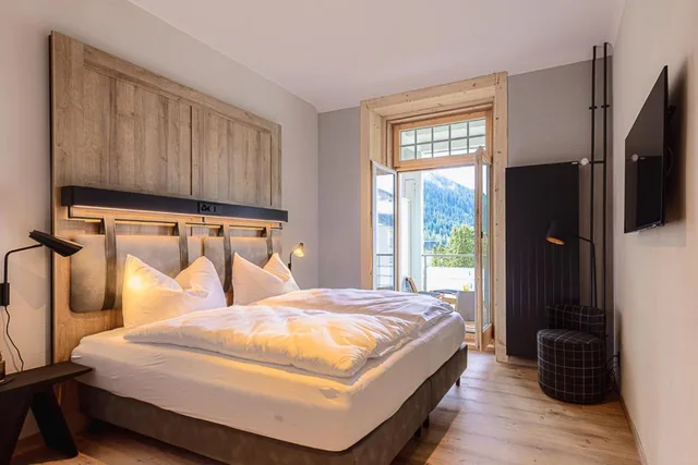 غرفة سوبيريور بسرير مزدوج، TOP ALPINE INN Davos Dorf 1/3