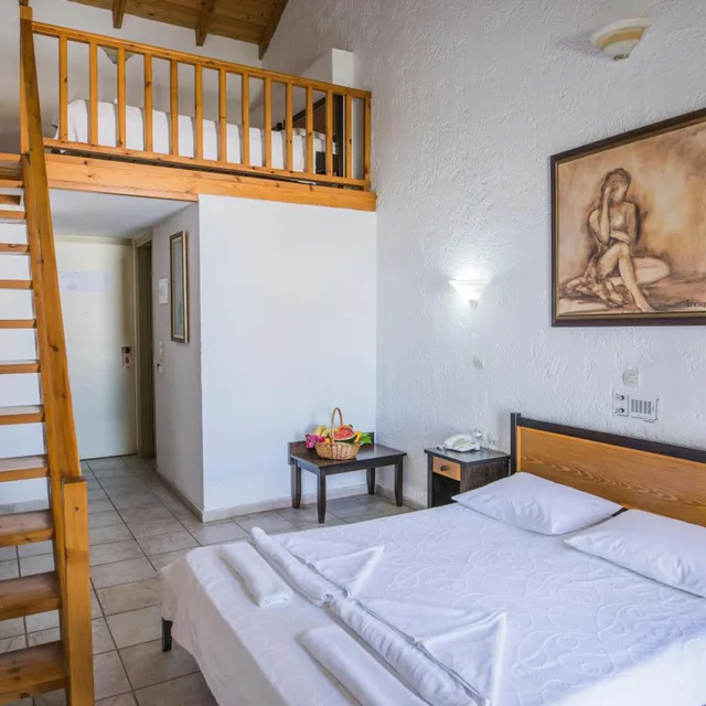 غرفة رباعية، Creta Aquamarine Hotel 1/1