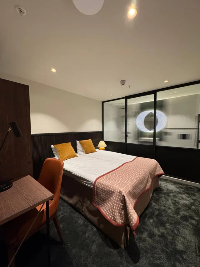 غرفة صغيرة مزدوجة، Crystal Plaza Hotel 6/10