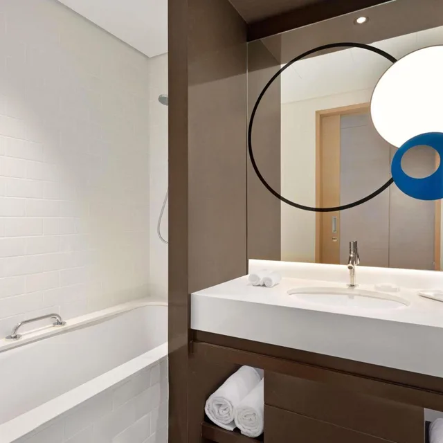 غرفة تنفيذية بسرير فردي، Novotel Dubai Gold District 10/10