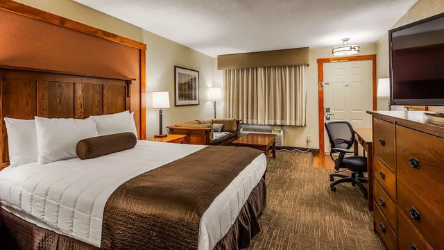 غرفة قياسية بسرير كوين لذوي الإعاقة، Best Western Plus High Country Inn 5/10