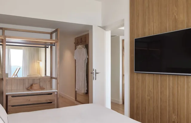 2 Bedrooms, Master, the Level, Suite, King Bed، Melia Ibiza 6/9