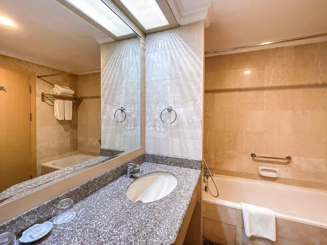 جناح بريميير بسرير كينج، Planet Holiday Hotel And Residence 7/7