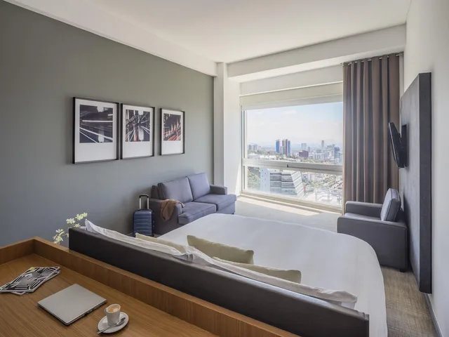 Premier, Executive, King Bed, The Paragon Hotel Mexico City Santa Fe by Accor 7/10