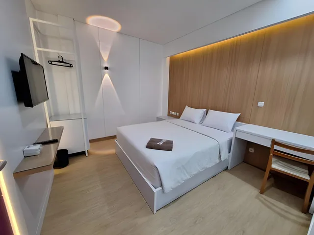 غرفة كلاسيكية بسرير كوين، Peta Hostel Bandung 2/2