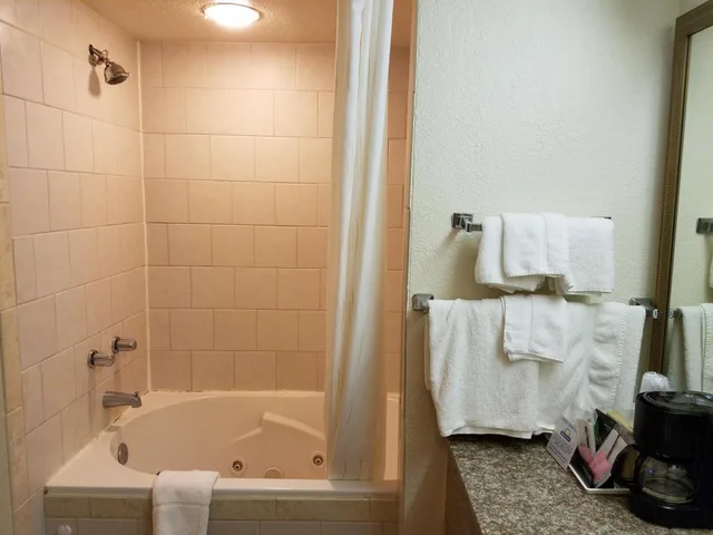 غرفة بسرير مزدوج للمدخنين، Days Inn by Wyndham Leesville 5/5