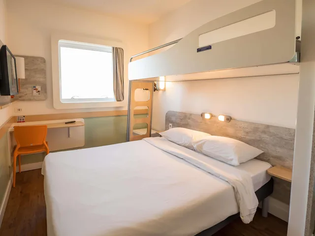 شقة سوبيريور بسرير مزدوج وسرير فردي وسرير بطابقين، ibis budget Campinas Aquidaban 2/6