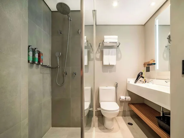 غرفة سوبيريور بسرير كينج بشرفة، Grand Mercure SP Itaim Bibi 4/5