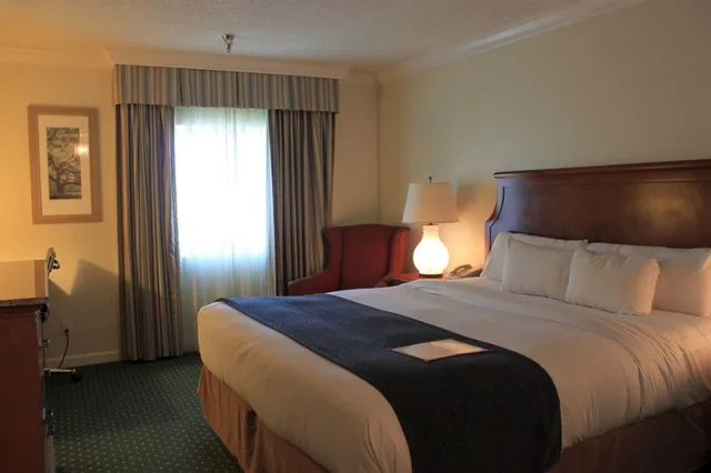 غرفة بسرير كينج، Maison Dupuy Hotel 2/6