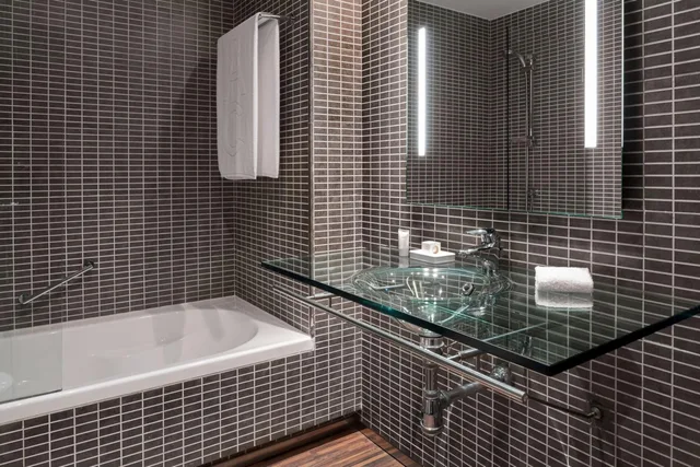 غرفة قياسية بسرير كوين، Ac Hotel San Sebastian de Los Reyes By Marriott 8/8