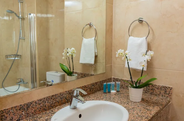 غرفة بسرير مزدوج بإطلالة على الحديقة، Ascos Coral Beach 2/3