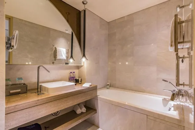 غرفة كومفورت بسرير كينج، BeiJing Qianyuan Hotel 5/9