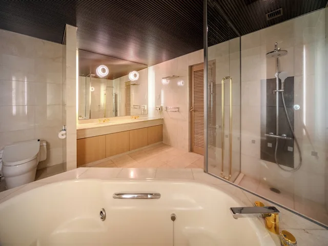 غرفة ديلوكس عائلية بسريرين منفصلين وسريرين مزدوجين مع أريكة، Hotel Anbient Tateshina 9/9