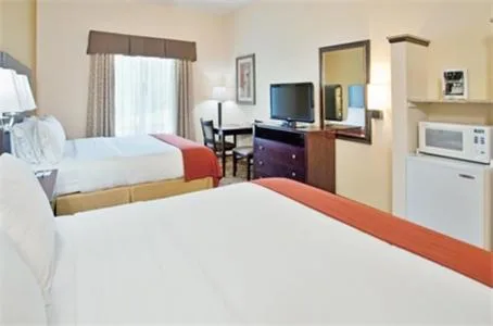 جناح بسرير مزدوج، Holiday Inn Express Boonville 2/2