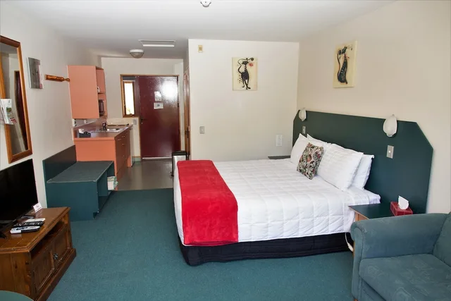 جناح استوديو بريميوم بسرير كينج، Aspen Lodge Motel 2/10