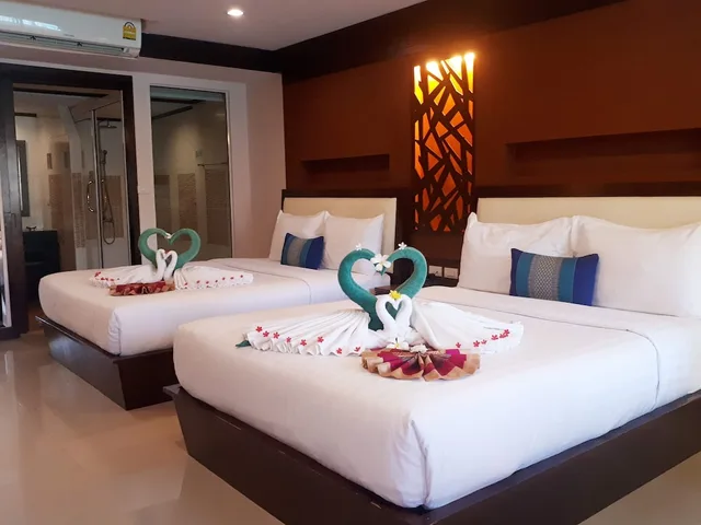 جناح عائلي بسريرين كوين بإطلالة على المسبح، Chivatara Resort And Bangtao Beach Resort Phuket 5/10