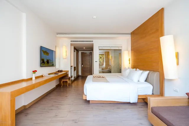 Deluxe, Hot Tub, Pool Access، Ayrest Hotel 4/10