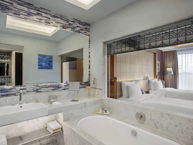 غرفة ديلوكس بسريرين منفصلين بإطلالة على المرسى، The Grand Tarabya Managed by Accor 3/3