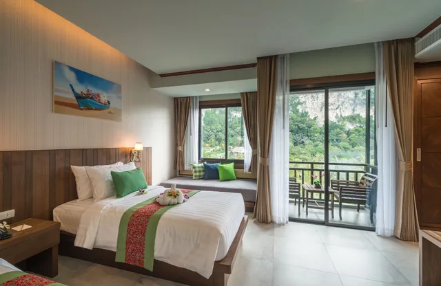 Deluxe, Double or Twin Bed, Cliff View، Andaman Breeze Resort 3/7