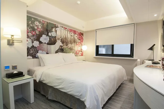 غرفة قياسية بسرير مزدوج، The Cloud Hotel 5/10