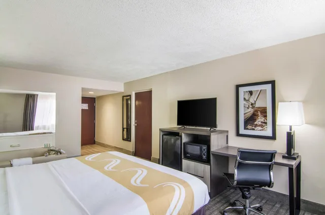 غرفة بسرير مزدوج، Quality Inn near University of Mobile 5/6