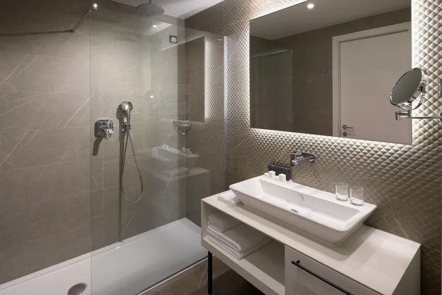 غرفة سوبيريور مفردة بإطلالة على البحر، Amphora Hotel 2/2