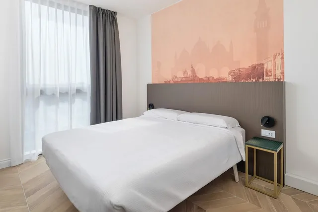 غرفة قياسية بسرير كوين، B&B HOTEL Venice Laguna 8/10
