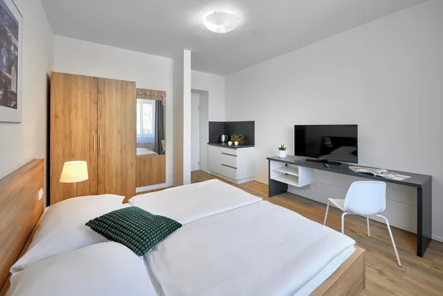 غرفة بسرير كوين بحمام خاص، Downtown Suites Belohorska 3/9