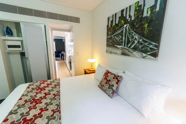 1 Bedroom, Apartment, Queen Bed, MIRO APARTMENTS 2/10