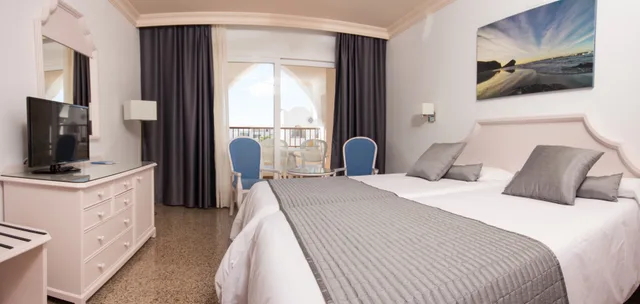 غرفة بسرير مزدوج، Hotel Mac Puerto Marina 2/2