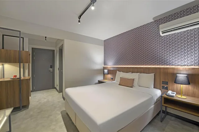 غرفة قياسية بسرير مزدوج، Hotel Deville Business Maringa 2/3