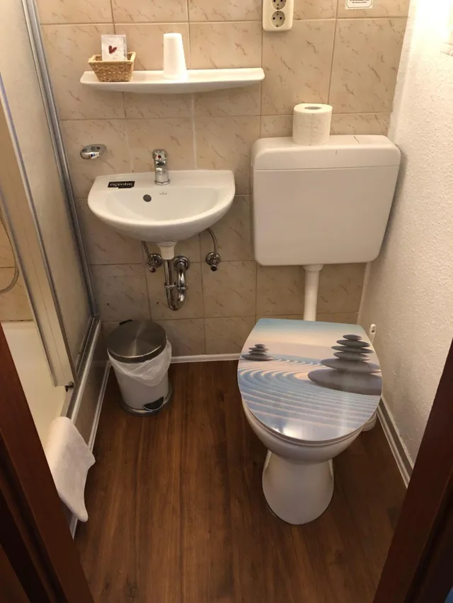 غرفة مفردة، Hotel Galleria 10/20