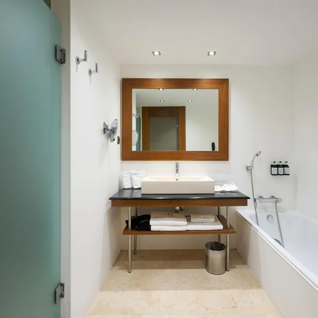 Room, Double or Twin Bed, Hotel Catalonia Ramblas 3/3