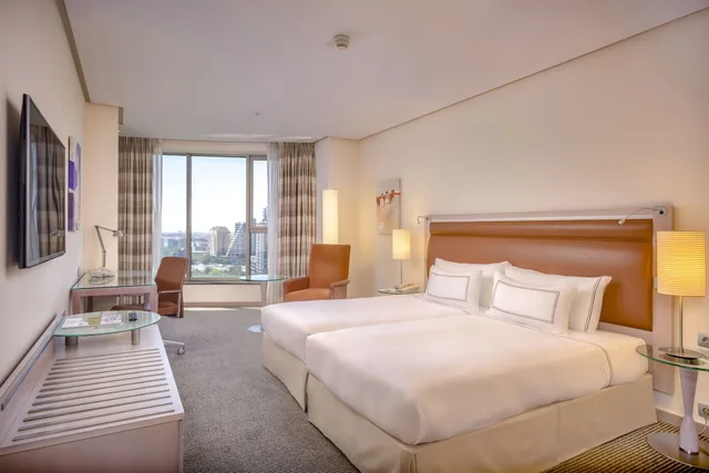 Supreme, Twin Beds، Melia Valencia Palacio de Congresos Formely Hilton Valencia 5/10