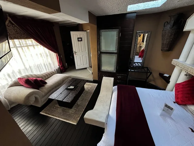 غرفة بسرير كوين، Kiwara Guesthouse 1/10