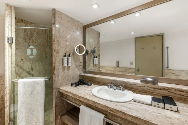 جناح بسرير كينج بإطلالة على المدينة بغرفة نوم واحدة مع دخول الصالة، Intercontinental Sao Paulo 2/5