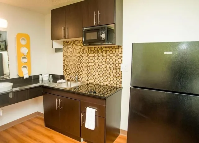 غرفة قياسية بسريرين كوين للمدخنين، Motel6 Palestine, TX 5/5